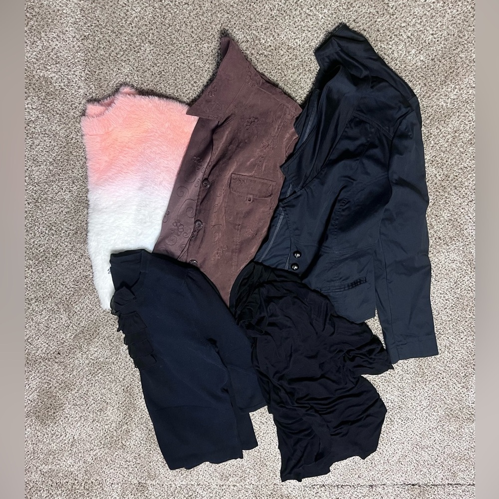 Women Top Bundle Large - 5 Items